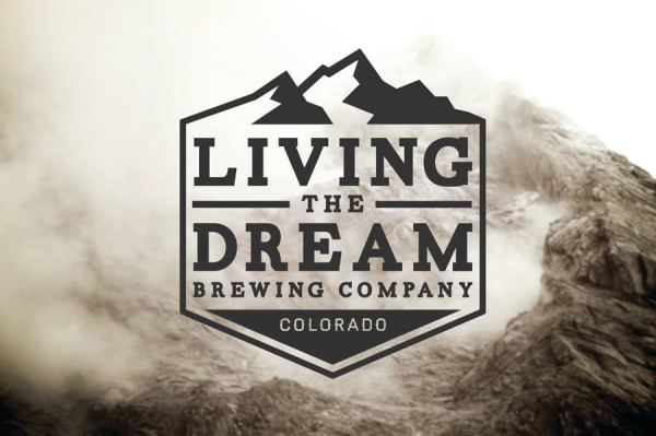 Living The Dream Brewing Company Schüss Bomber Lager