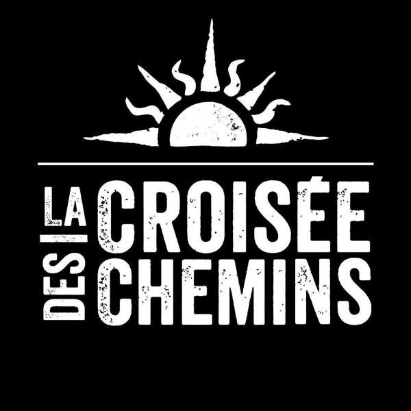 La Croisée des Chemins La Fleur de Lys
